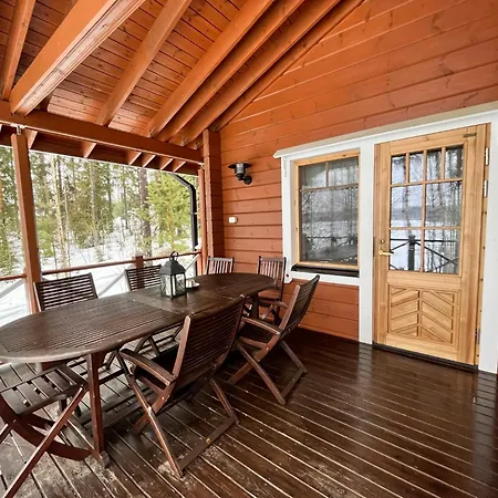 Kukka , Laatulomat Juva