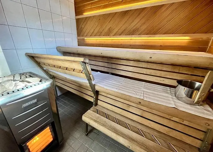 Kukka , Laatulomat * Juva